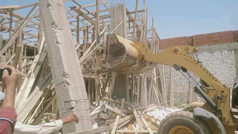 استرداد ٢٢٢ فدانا وإزالة ٣٧ حالة تعد بمراكز المنيا