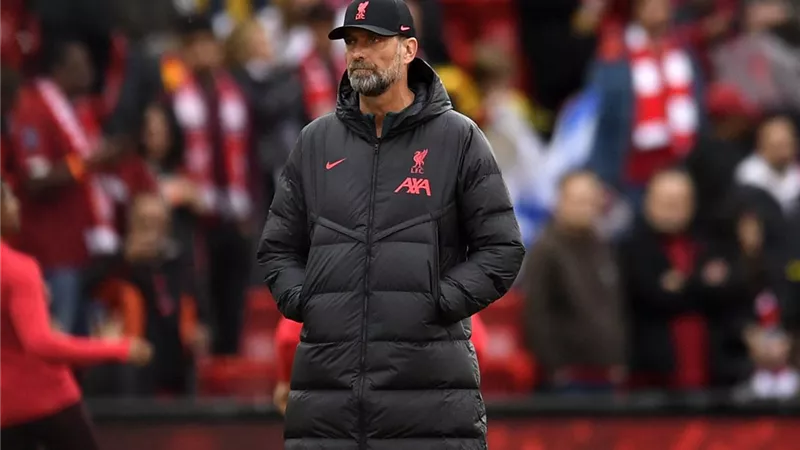 أول تعليق من كلوب بعد رحيل قائد ليفربول الى الدورى السعودى