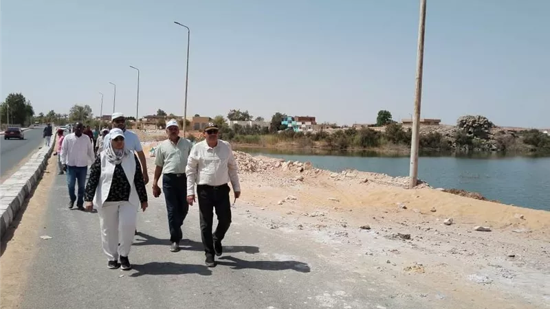 نائب محافظ أسوان تتابع الأعمال الجارية بمشروع ممشى السياحى