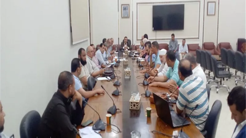 رئيس جهاز مدينة السادات في لقاء جماهيري مع ممثلي المناطق السكنية