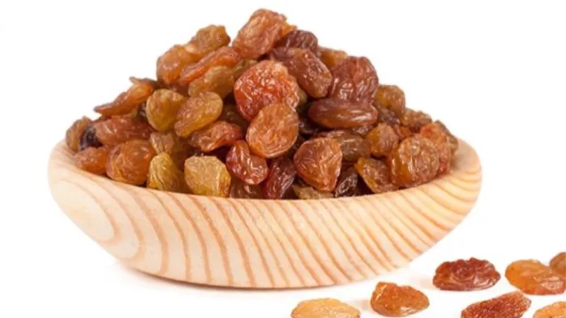 10 فوائد يقدمها العنب المجفف لصحتك