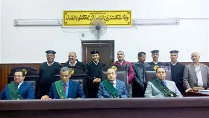 وسخنت الأحداث.. فى دير مواس!!