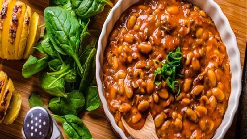 خبراء يحذرون من ٣ أخطاء عند طهى الفول وتناوله.. تجنبها