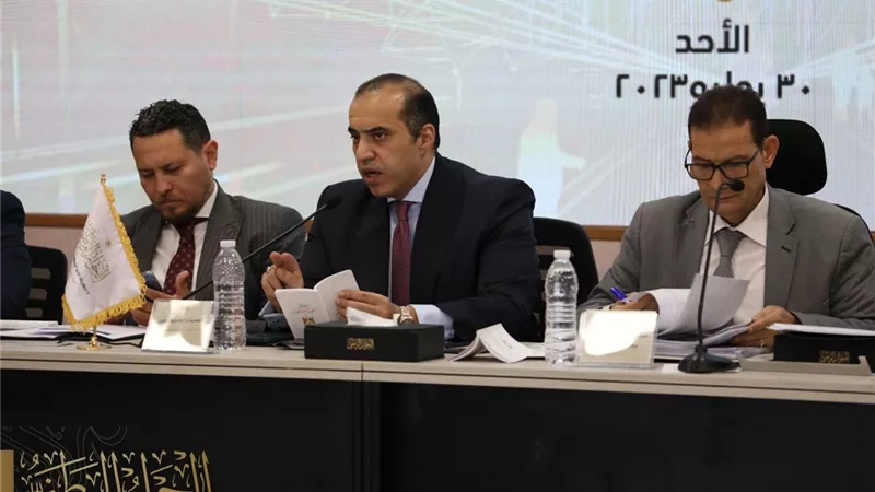 برلمانية تقترح وضع خطة لتطبيق قانون الإدارة المحلية.. والسجيني يعقب