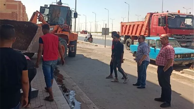 جهاز ٦أكتوبر يرفع الإشغالات ويحقق إستجابة فورية للسكان.. بالصور