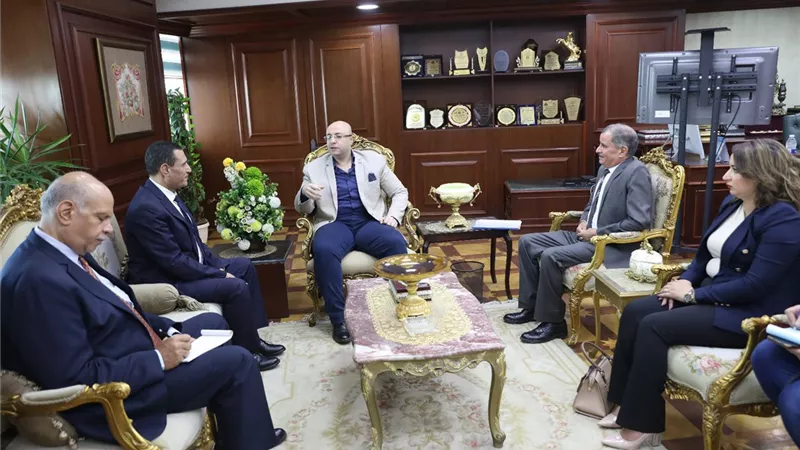 محافظ بني سويف يستقبل رئيس الجهاز التنفيذي 