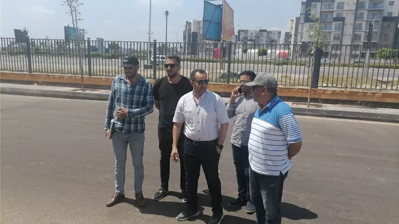 رئيس جهاز دمياط الجديدة يتفقد مشروع الإسكان الفاخر 