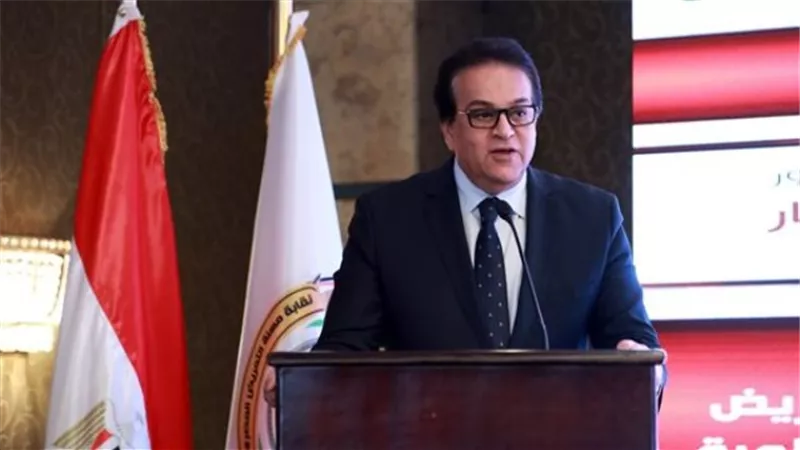 وزير الصحة يوجه بإجراء بحث ميداني على مسببات الإدمان المستحدثة
