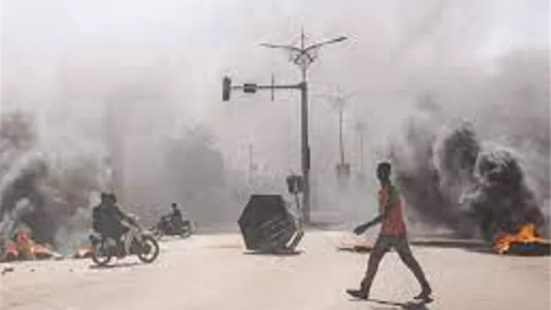 راديو فرنسا الدولي: سماع دوي إطلاق نار وسط عاصمة بوركينا فاسو