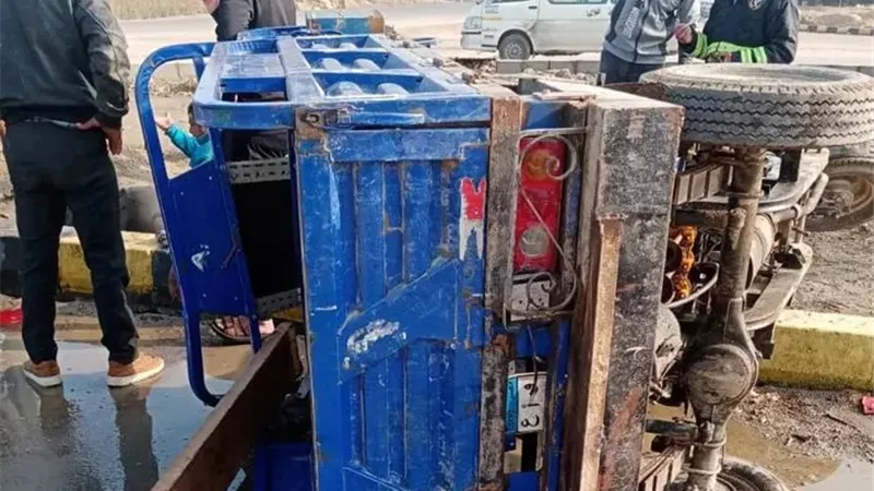 مصرع وإصابة 3 فى انقلاب تروسيكل ببنى سويف