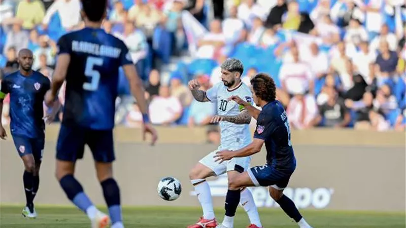 مع بنزيما.. رباعى الزمالك يزين التشكيلة المثالية للبطولة العربية