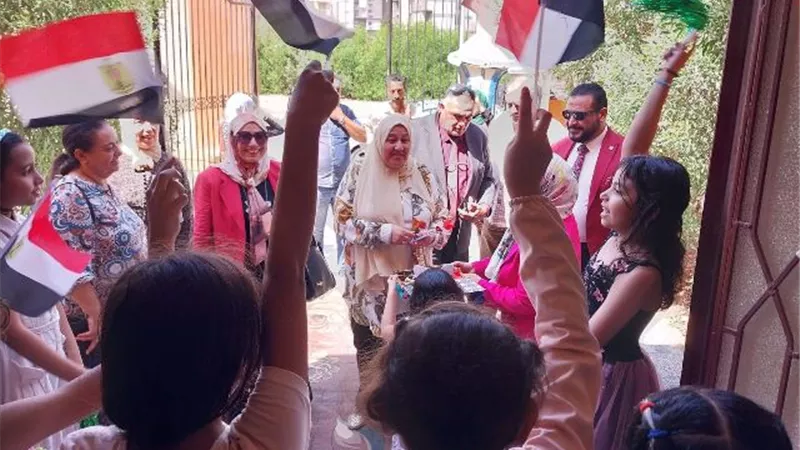 تفاصيل زيارة قيادات تعليم القاهرة إلى إدارة الشروق التعليمية صور