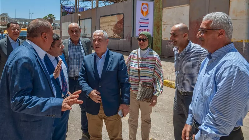 رئيس الهيئة الوطنية للصحافة في جولة تفقدية للمؤسسات القومية بالاسكندرية