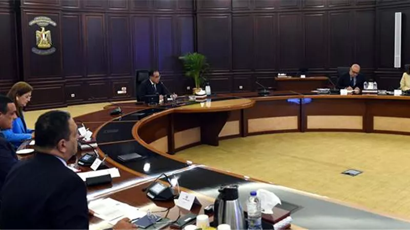 مدبولي يتابع الموقف التنفيذي لمشروعات المبادرةالرئاسية حياة كريمة