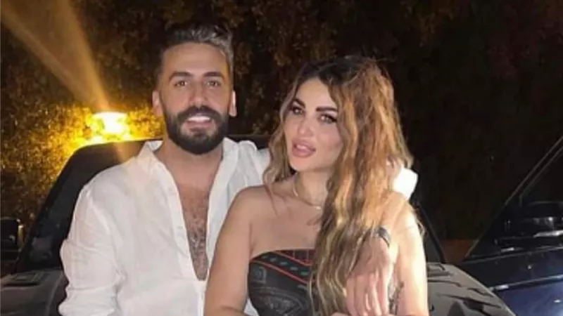 طليقة احمد الفيشاوى تعلن ارتباطها .. صور