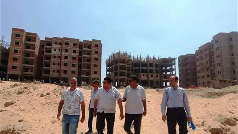 رئيس الجهاز يتابع الموقف التنفيذي بمشروع روضة العبور.. صور