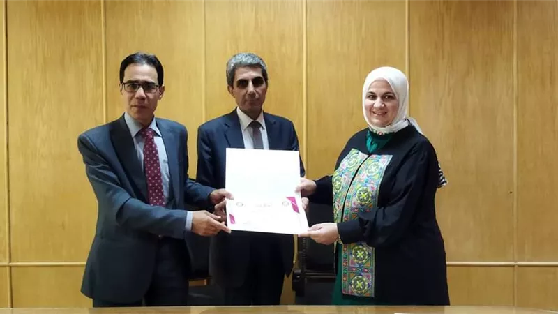 تكريم الدكتورة هند عماد بأعلام بني سويف