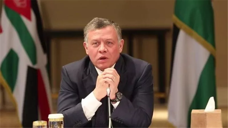 العاهل الأردني يشيد بمستوى المشاركين في التمرين التعبوي 