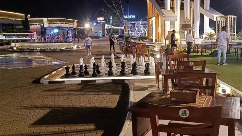 انطلاق بطولة الشطرنج السريع الدولية بمدينة الشيخ زايد