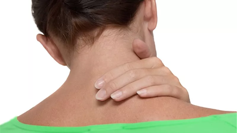 وصفة طبيعية لإزالة سواد الرقبة