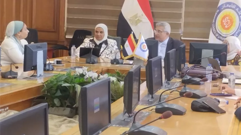 أمين المجلس الأعلى للجامعات يلتقي رئيس أمناء حياة كريمة