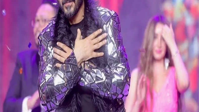 بعد نجاحها فى الرياض.. أحمد حلمي يبدأ عرض 
