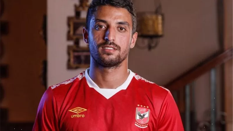 الأهلي يكشف حقيقة رحيل طاهر محمد طاهر الموسم المقبل
