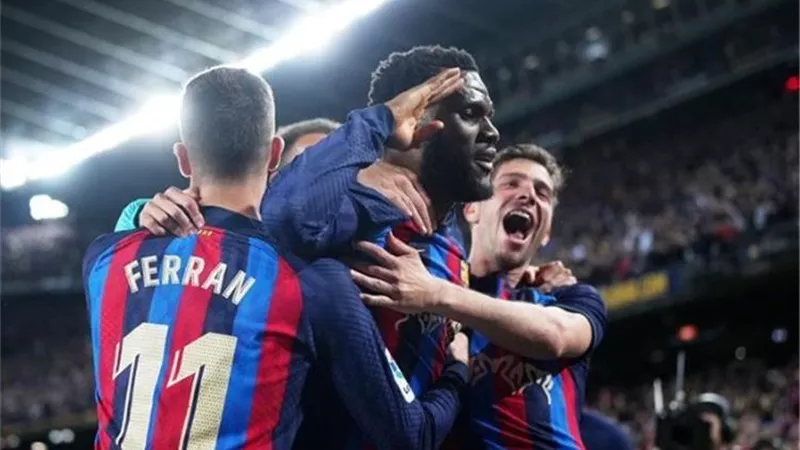 التوقيع خلال ساعات .. لاعب برشلونة في أهلي جدة حتى يونيو 2026