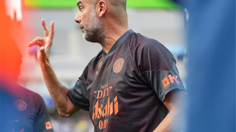 مانشستر سيتي يعلن عودة مساعد جوارديولا من السد القطري