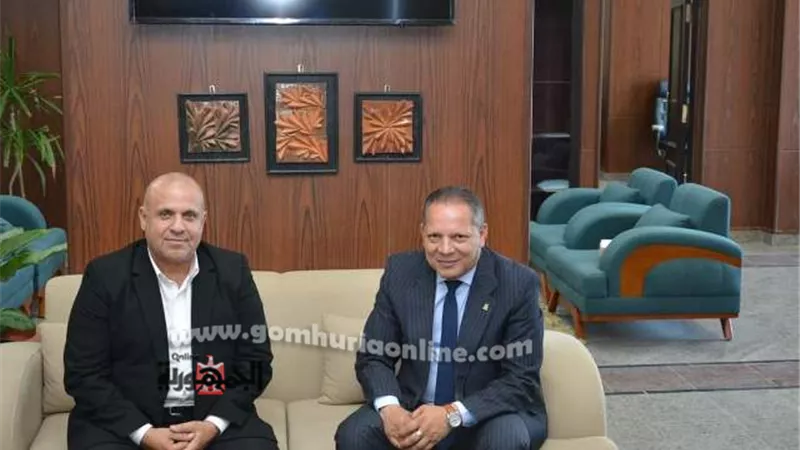 وكيل تعليم دمياط يهنئ رئيس الجامعة الجديد