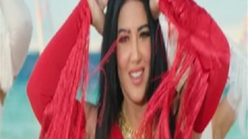سمية الخشاب.. 