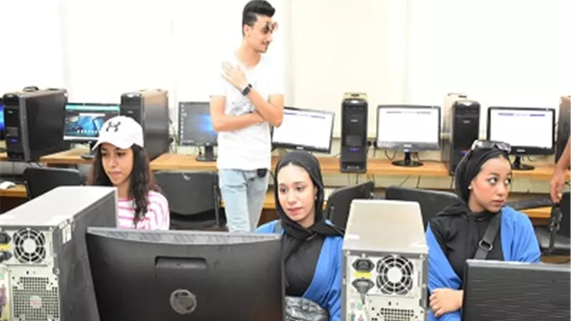 جامعة عين شمس:تخصيص 13معملاً لإستقبال طلاب المرحلة الأولى للتنسيق