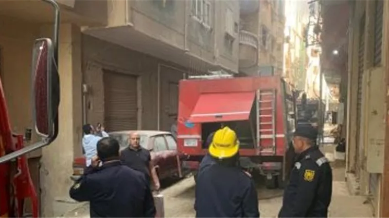 اشتعال حريق داخل نادى بالوراق