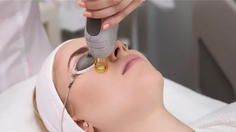 أضرار الليزر لإزالة الشعر