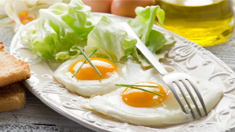 احذر من الافراط من تناول البيض