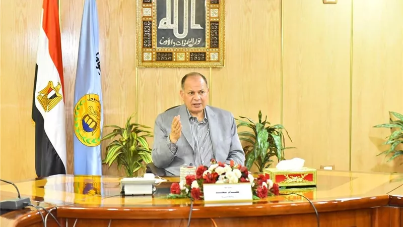 محافظة أسيوط يعلن تطبيق الكتاب الدورى بتنظيم العمل يوم الأحد