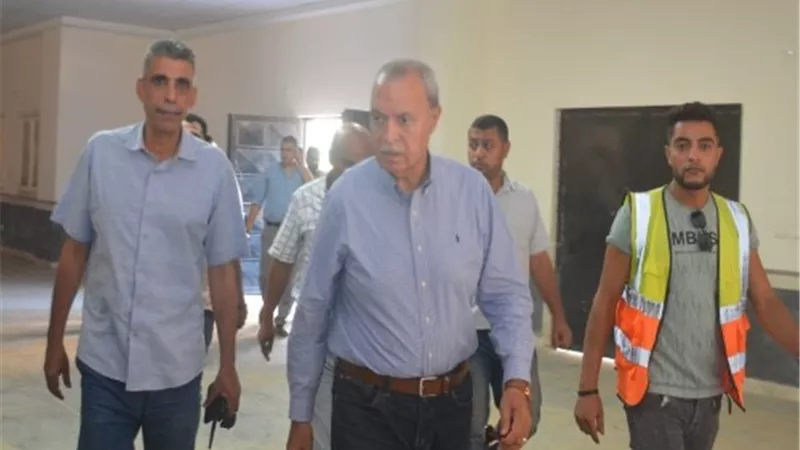 الهجان يتفقد المجمعات الخدمية بمبادرة حياة كريمة في شبين القناطر