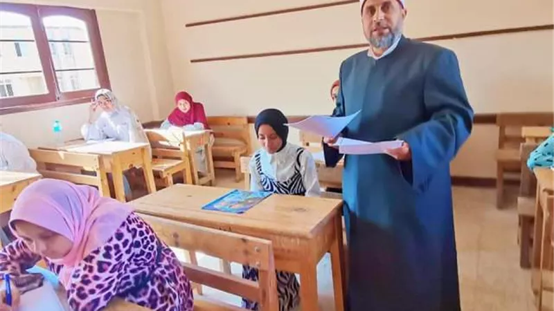 أزهر الشرقية: بدءامتحان الدورالثاني للشهادات