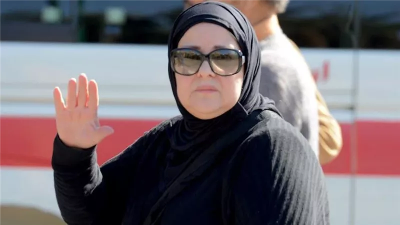دلال عبد العزيز.. خريجة زراعة وقصة أول مسلسل مع كريمة مختار