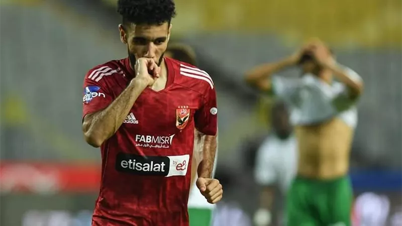 أحمد حسن يكشف موقف الاهلي من رحيل القندوسي