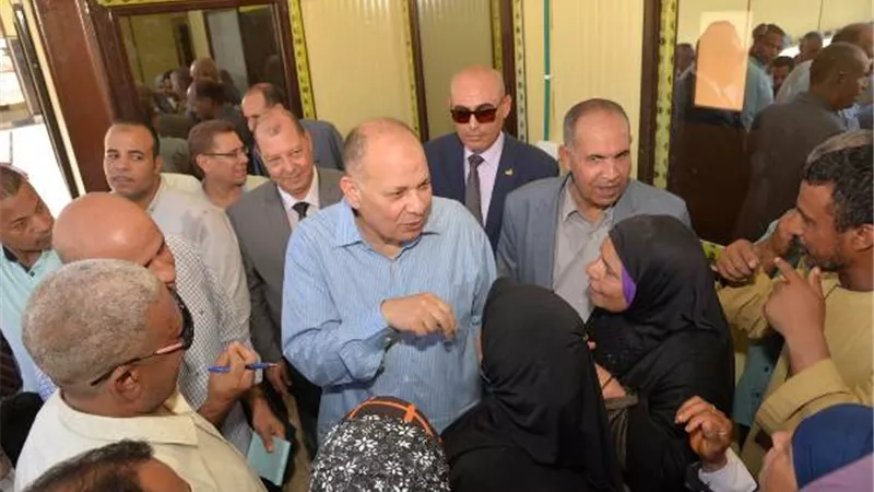 محافظ أسيوط يتفقد أعمال إنشاء سوق قرية دشلوط النموذجي بمركز ديروط