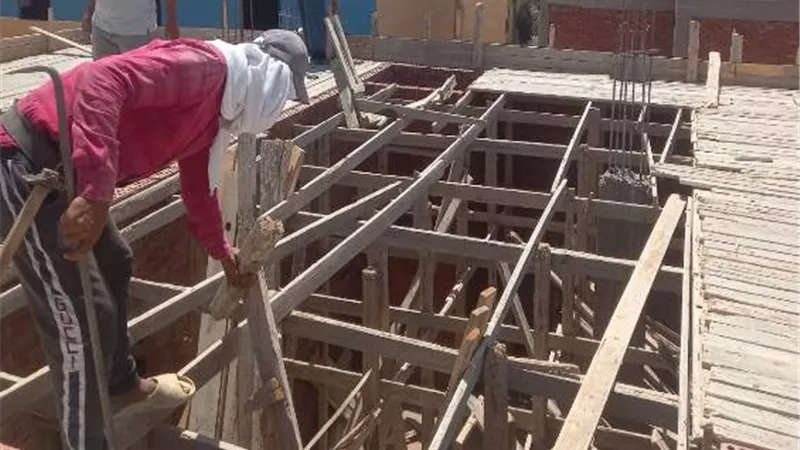 مندور: جهاز مدينة بدر يزيل دور مخالف ويحول المالك للنيابة.. صور
