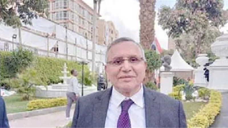 رئيس الوفد يبدأ تجهيز برنامجه للانتخابات الرئاسية