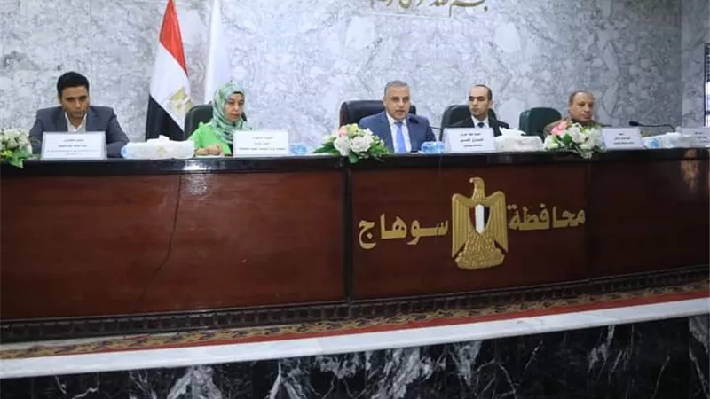 الفقي يفتتح ورشة عمل الخطة الاستراتيجية للتنمية المحلية المتكامله