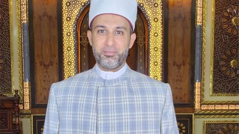 الشيخ محمد سعد رمضان يكشف حقيقة تطهير المرض من الخطايا.. وهذا دعاء الشفاء
