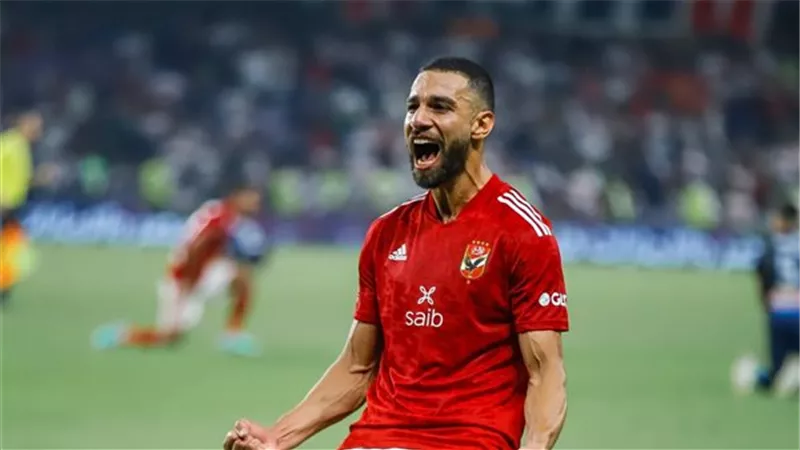 شاهد .. السولية ينشر صورة مع كريم عبد العزيز فى أحدث ظهور لهما
