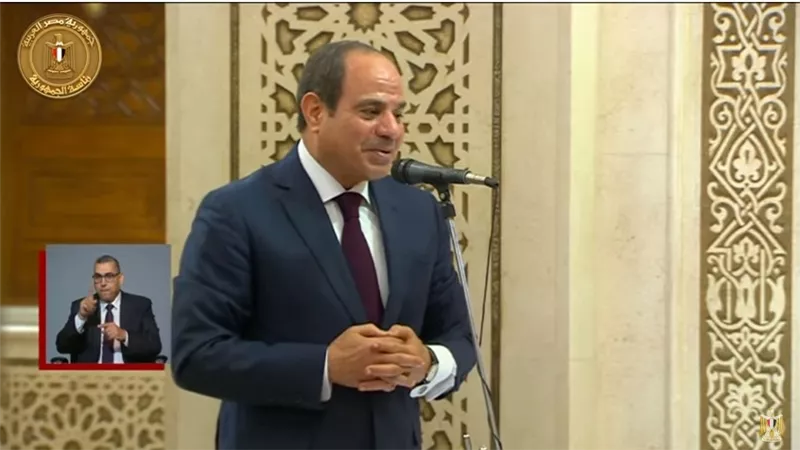 الرئيس السيسي يوجه الشكر إلى سلطان طائفة البهرة