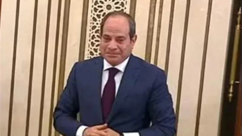 الرئيس السيسي: الدولة المصرية تتبنى خطة لتطوير القاهرة التاريخية