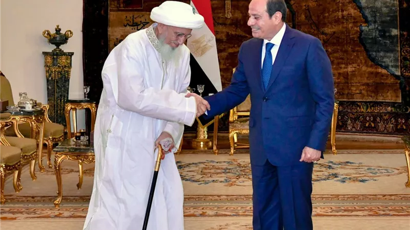 سلطان البهرة يوجه الشكر للرئيس السيسى لمشاركته في افتتاح مسجد السيدة نفيسة