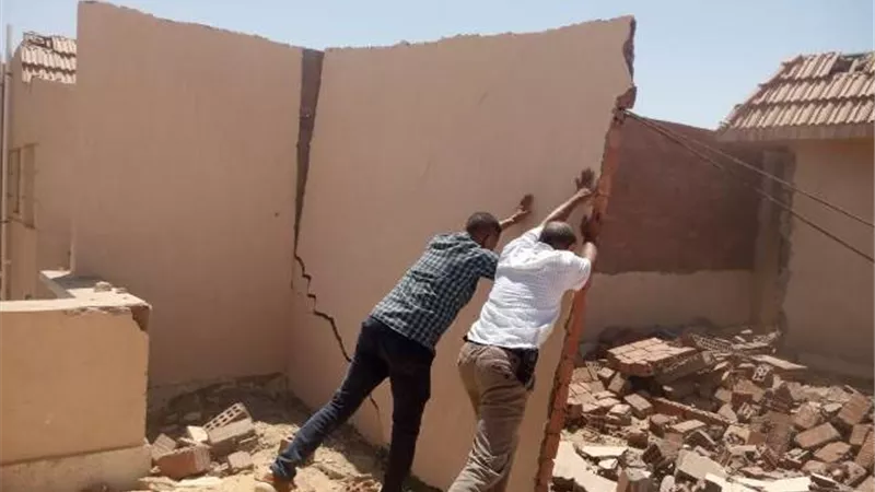 النجار: جهاز ٦ أكتوبر ينفذ 7 ازالات مبانى ويضبط مركبات مخالفة صور